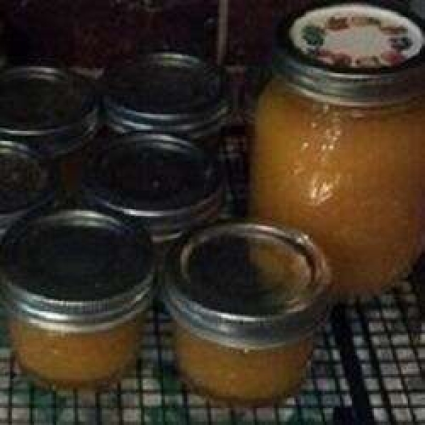 Auntie Doris's Peach Jam