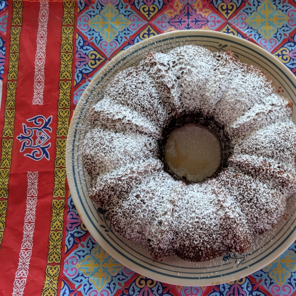 Low Sugar Date Cake
