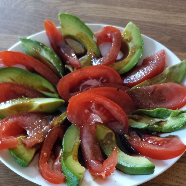 Tomato and Avocado Salad