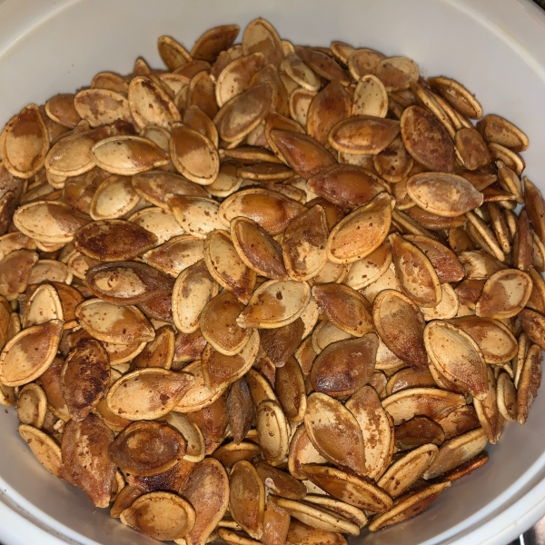 Spicy Roasted Pumpkin Seeds