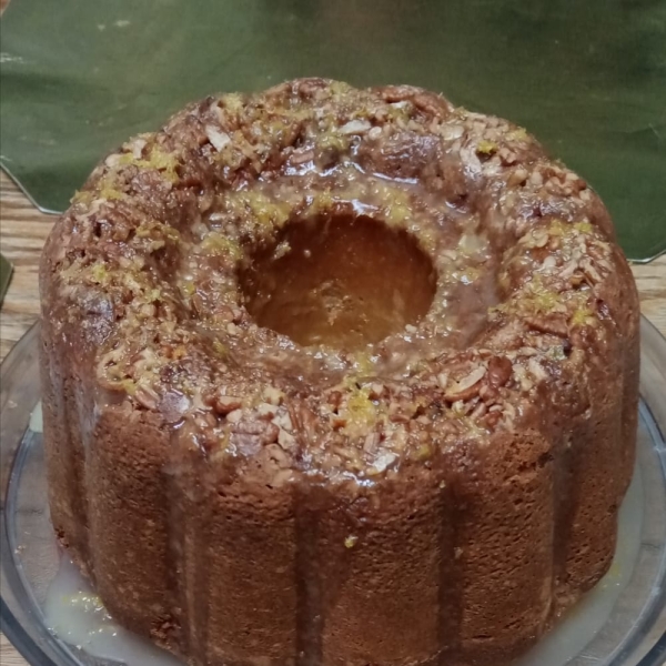 Pecan Sour Cream Pound Cake