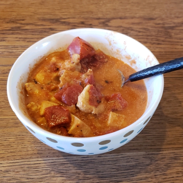 Low-Fat Fire-Roasted Tomato and Chicken Soup