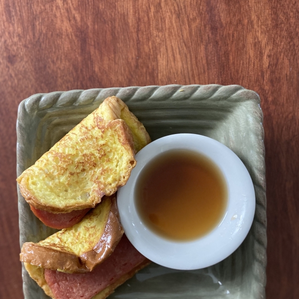 French Toast and Spam Sandwiches