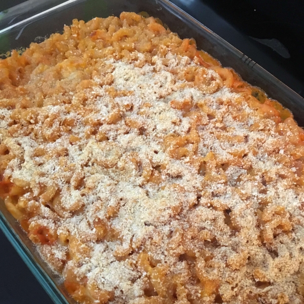 Baked Macaroni and Cheese with Tomato