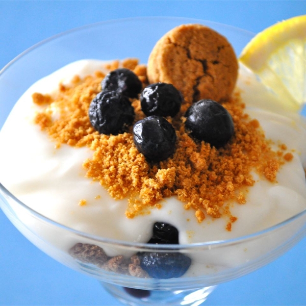 Easy Blueberry-Lemon Parfait