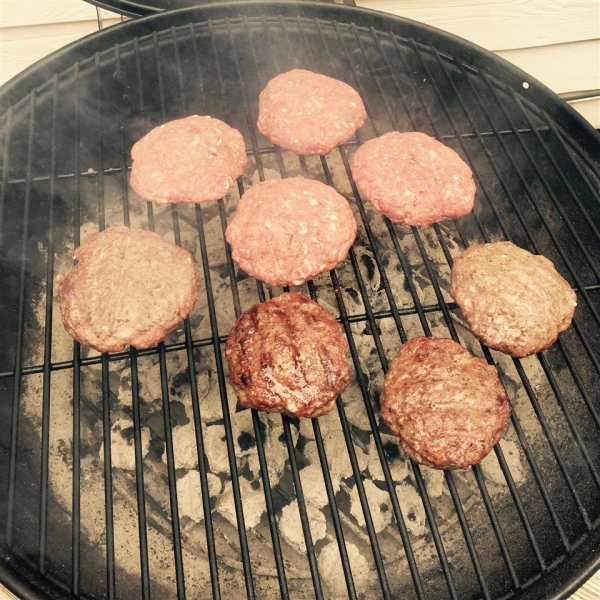 Feta-Stuffed Hamburgers