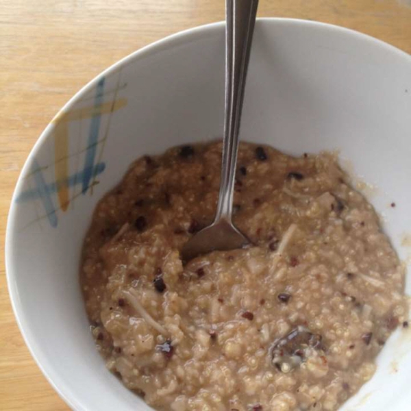 Vegan Quinoa Oatmeal