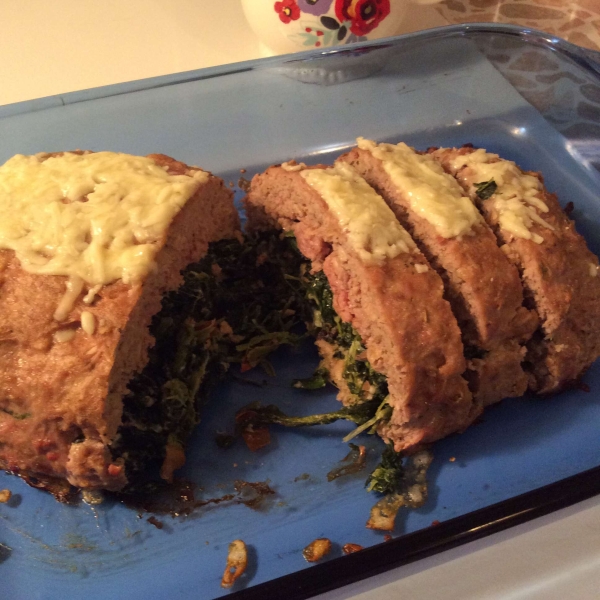 Spinach-Stuffed Turkey Meatloaf