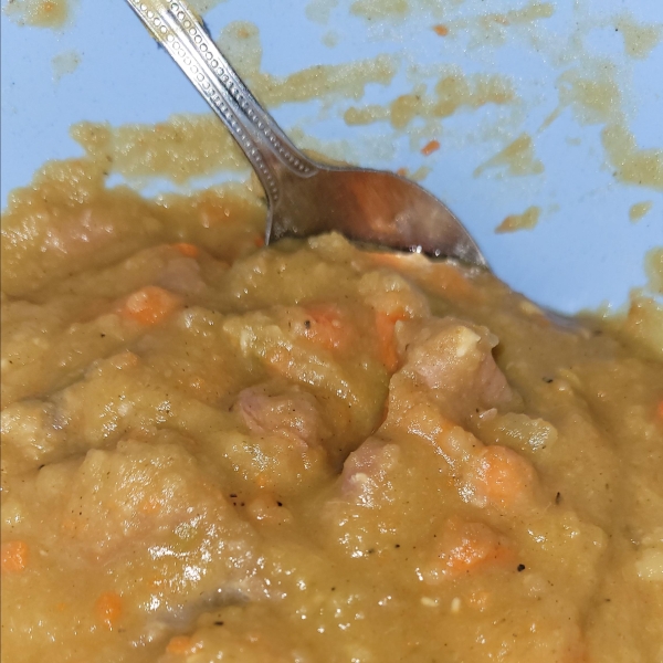 Canadian Yellow Split Pea Soup with Ham