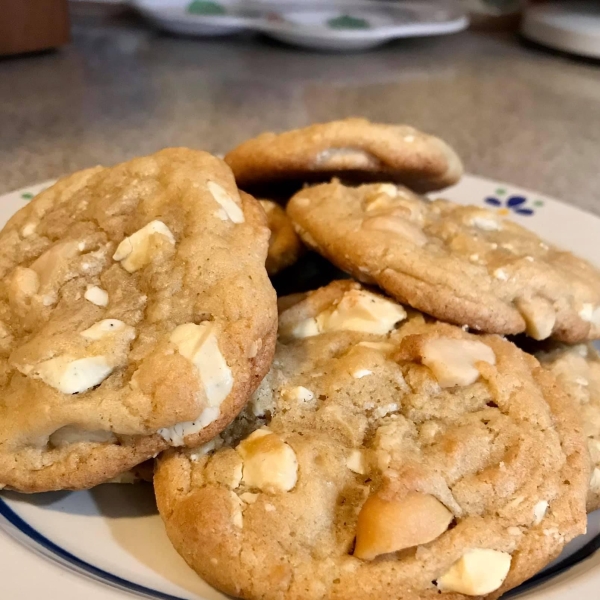 White Chocolate Macadamia Nut Cookies