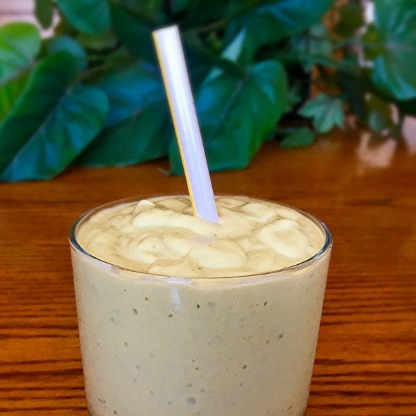 Banana Avocado Yogurt Smoothie