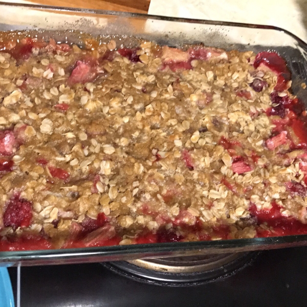 Rhubarb-Raspberry Crunch
