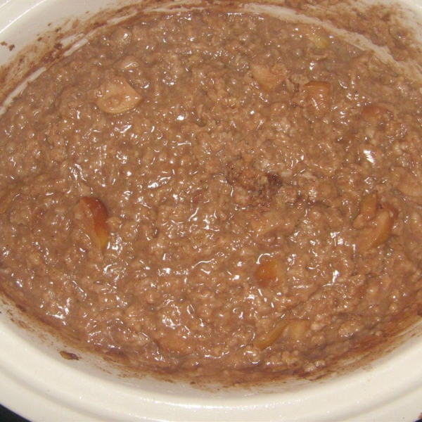 Apple Breakfast (Easy Slow Cooker Oatmeal)