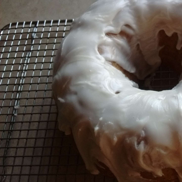 Old-Fashioned Apple Cake