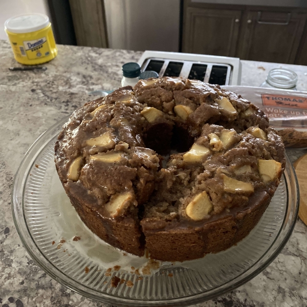 Old-Fashioned Apple Cake