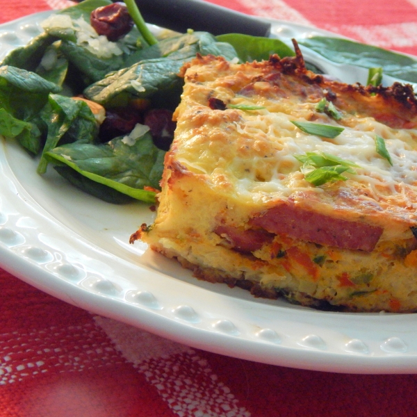 Cauliflower-Crusted Quiche with Hillshire Farm® Smoked Sausage