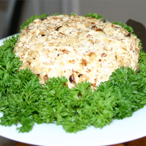 Aunt Phyllis' Magnificent Cheese Ball