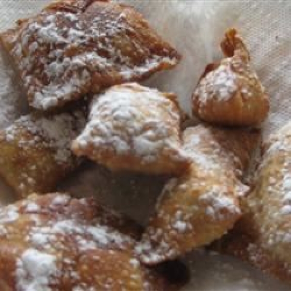 Rhubarb Wontons