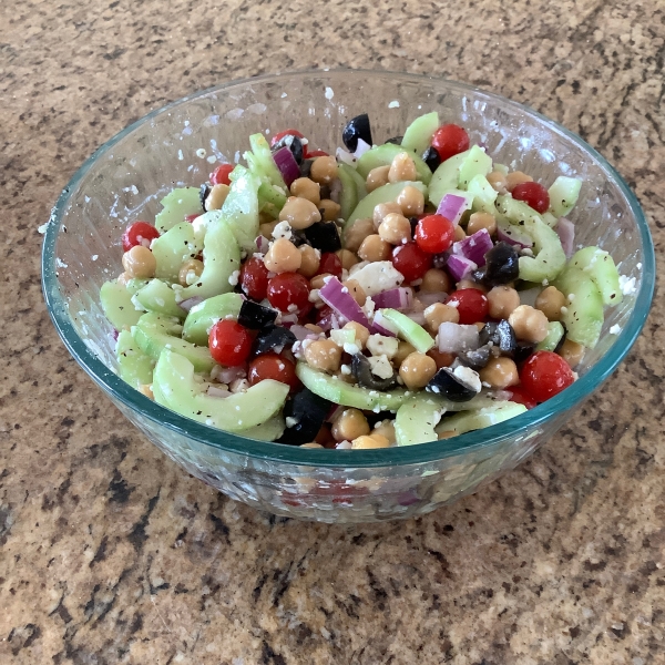 Greek Garbanzo Bean Salad