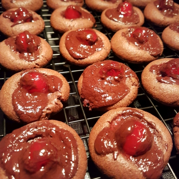 Chocolate Covered Cherry Cookies