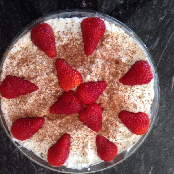 Strawberry Tiramisu Trifle