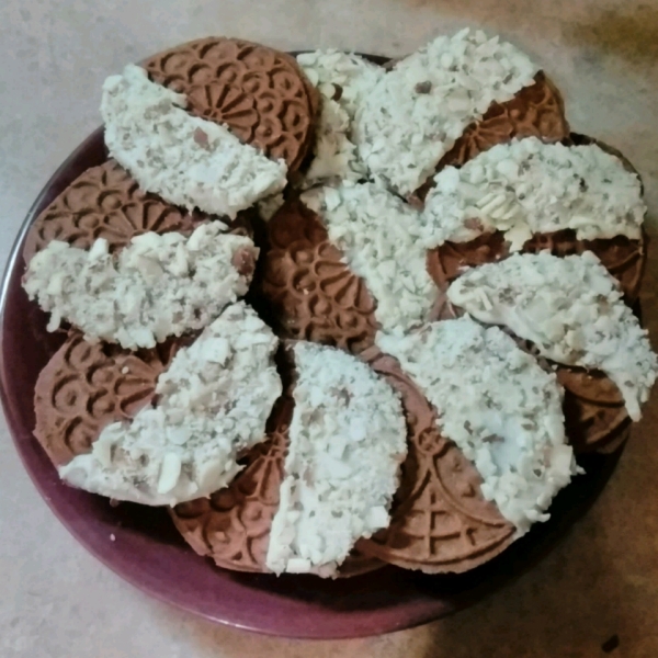 Mocha Pizzelle