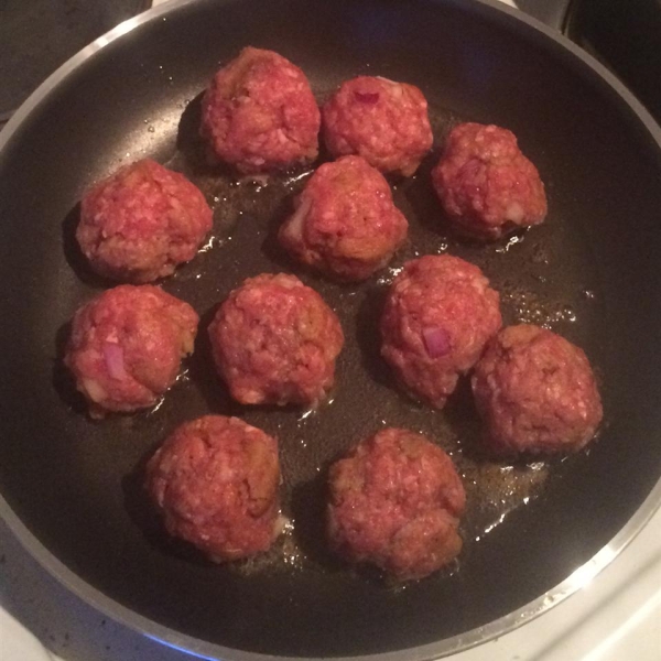 Meatballs with Raisins and Honey