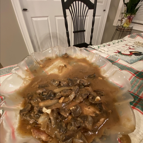 Pork Chops in Garlic Mushroom Sauce