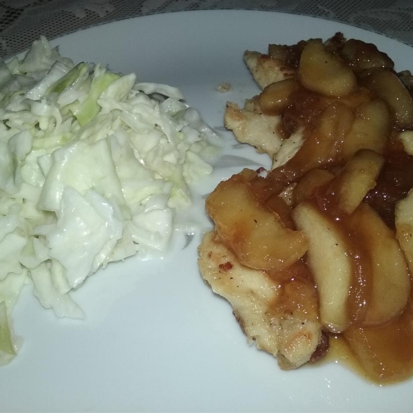 Easy Chicken Cutlets with Apples