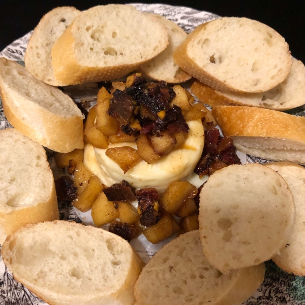 Baked Brie with Maple Caramelized Apples and Spiced Praline Bacon