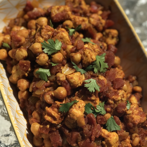 Quorn™ and Chickpea Curry