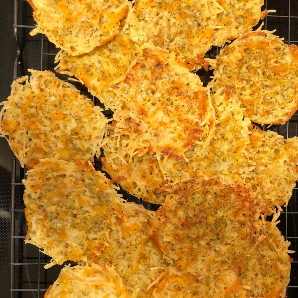 Parmesan Thyme Crisps