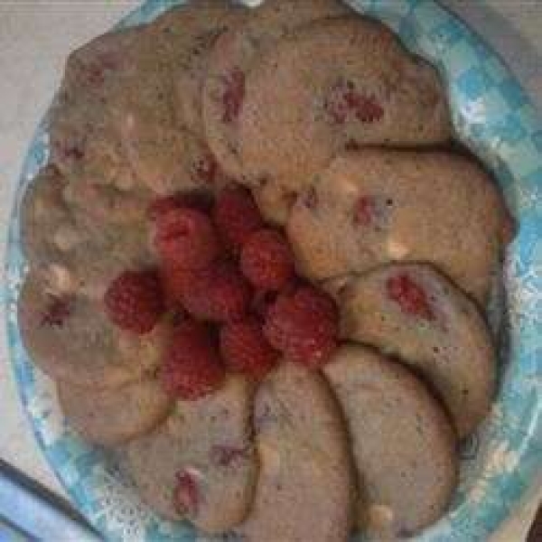 White Chocolate-Raspberry Cookies