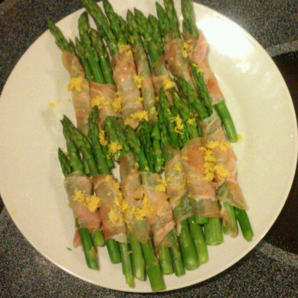 Cold Asparagus with Prosciutto and Lemon