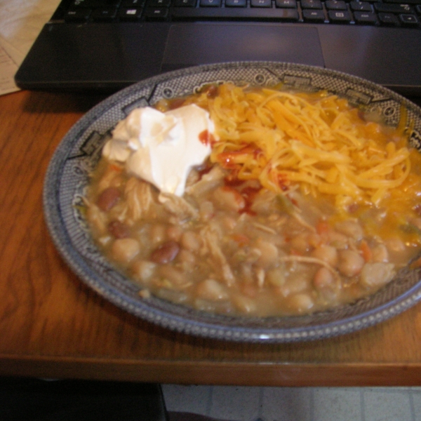 Cha Cha's White Chicken Chili