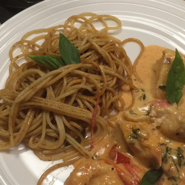 Spaghetti with Garlic and Basil