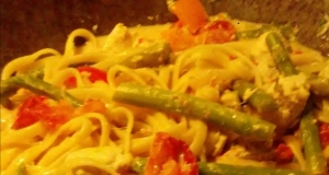 Chicken Asparagus Pasta with Cream Sauce