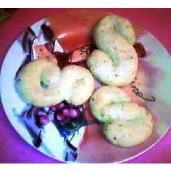 Crisp Anise Seed Butter Cookies