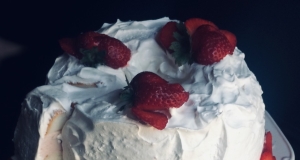 Easy No-Bake Strawberry Ice Cream Cake