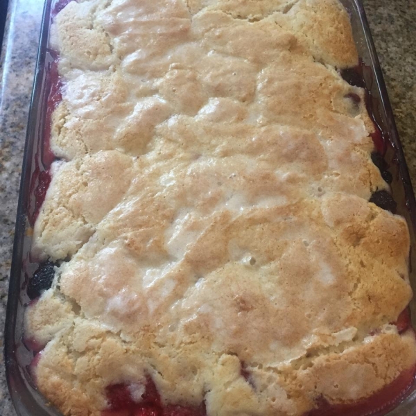 Grandma's Blackberry Cobbler