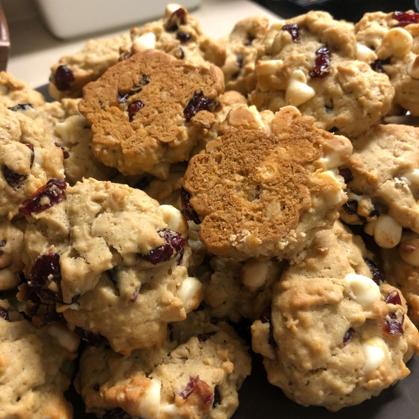 Oatmeal Cranberry White Chocolate Chunk Cookies