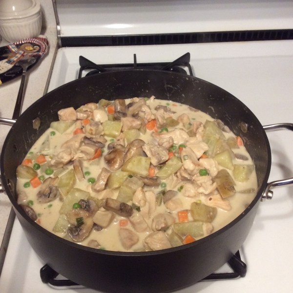 Mom's Comforting Chicken Stew