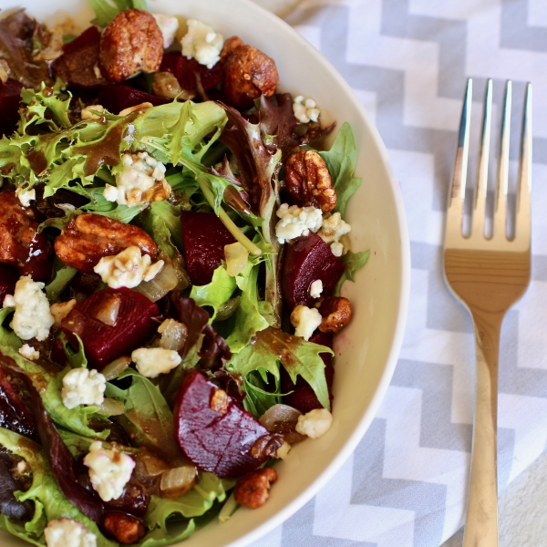 Beet Salad with Pecans and Blue Cheese