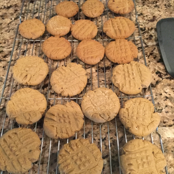 Perfect Gluten-Free Peanut Butter Cookies