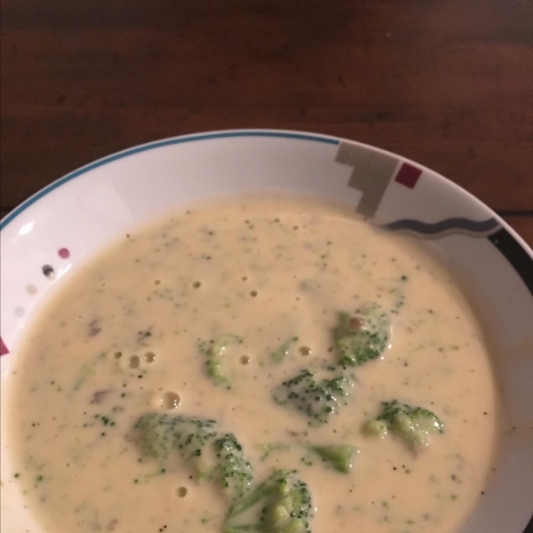 Easy Cheesy Cream of Broccoli Soup