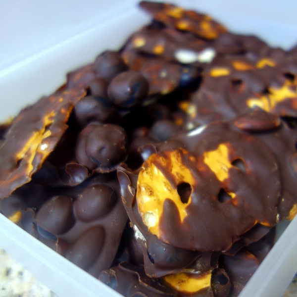 Dark Chocolate Covered Apricot Pretzel Crisps®