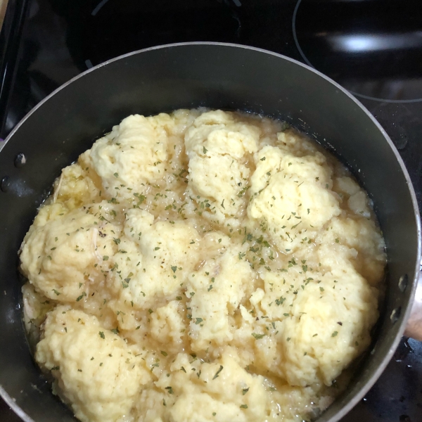 Old Fashioned Chicken and Dumplings