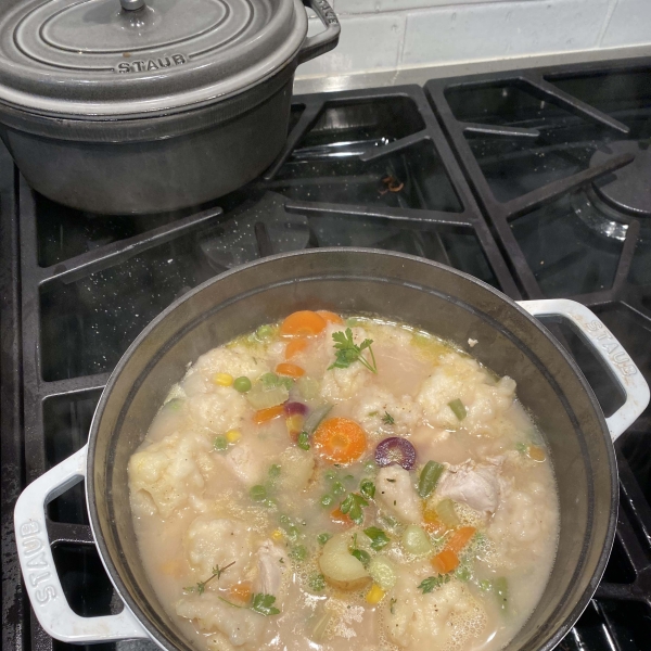 Old Fashioned Chicken and Dumplings