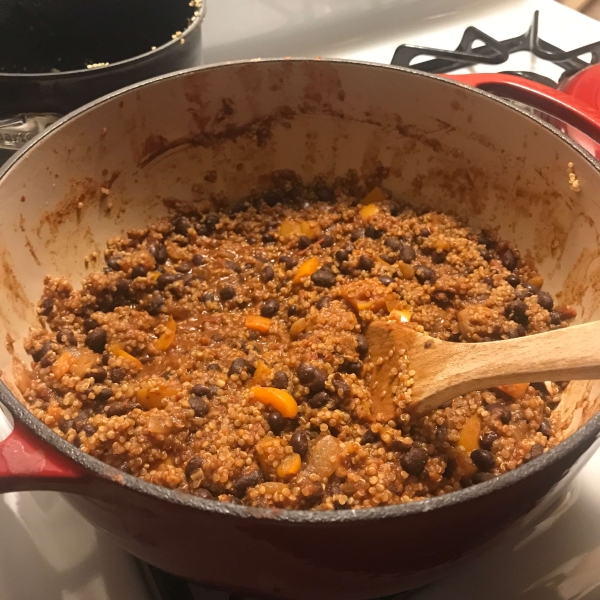 Quinoa and Black Bean Chili