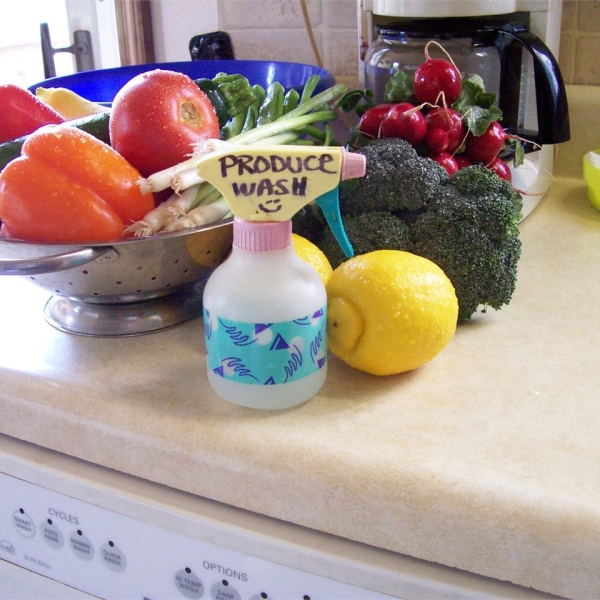 Vinegar-Based Fruit and Veggie Wash